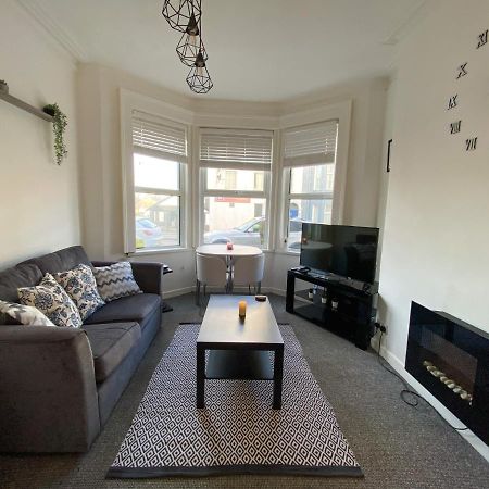 Cheap & Cheerful Apartment Near Bangor Marina Ngoại thất bức ảnh